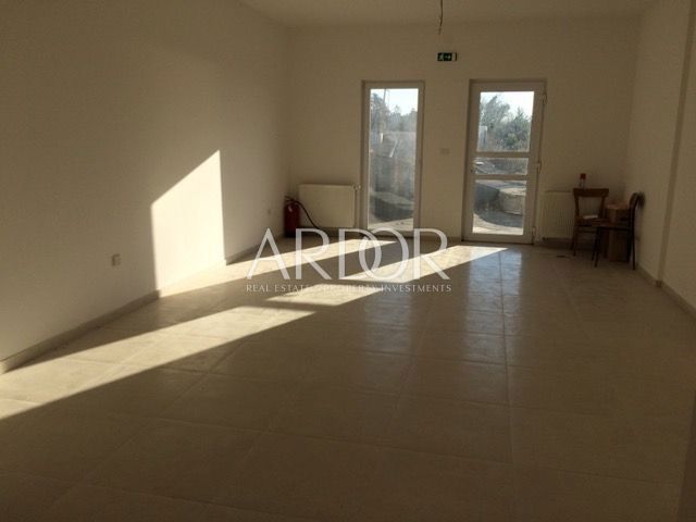 Poslovni prostor Rešetari, Kastav, 113m2