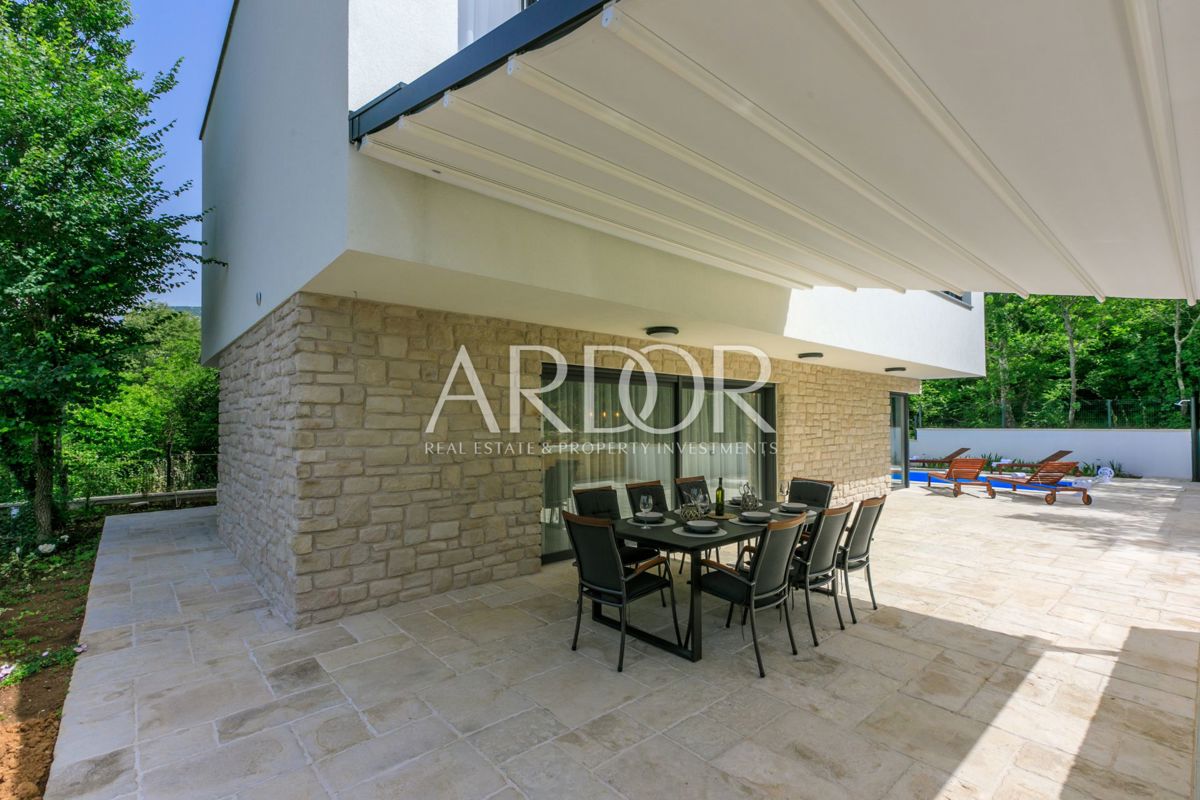 Hiša Grižane-Belgrad, Vinodolska Općina, 148m2