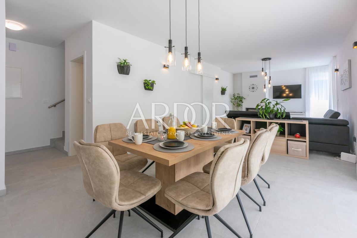 Hiša Grižane-Belgrad, Vinodolska Općina, 148m2