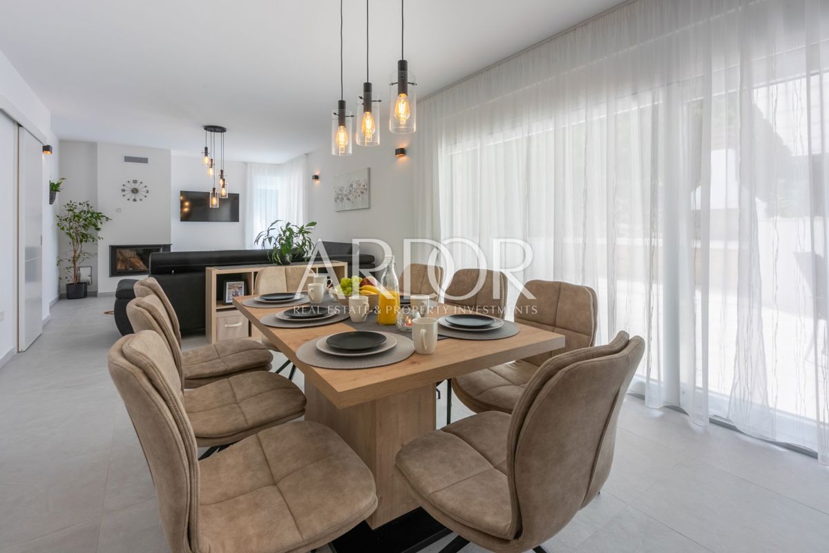 Hiša Grižane-Belgrad, Vinodolska Općina, 148m2