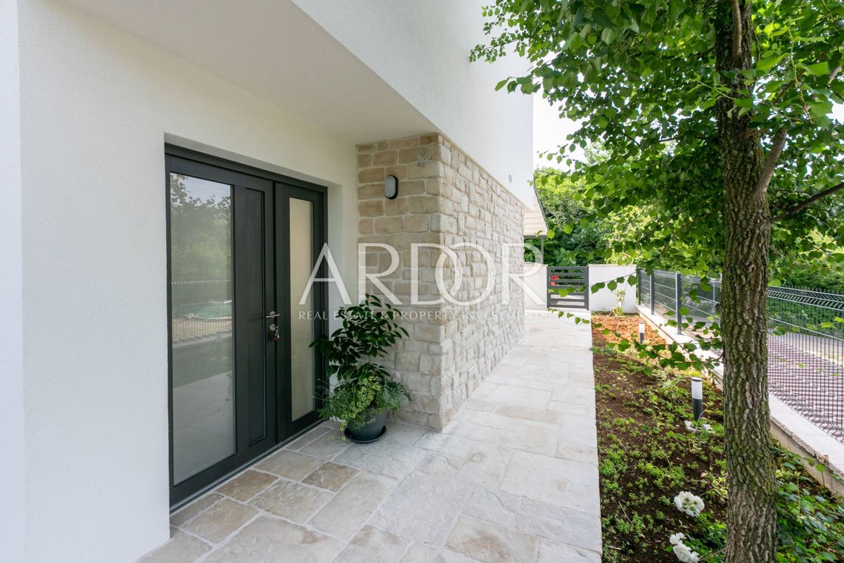 Hiša Grižane-Belgrad, Vinodolska Općina, 148m2