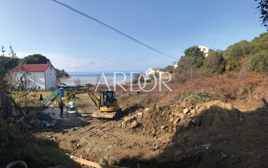 Zemljišče Kampor, Rab, 2.670m2