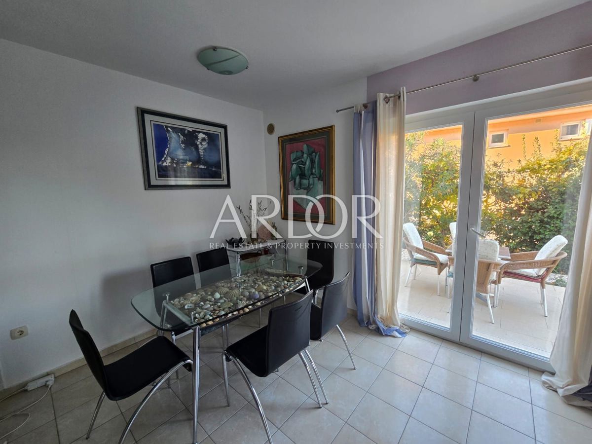 Apartmaj Rab, 49m2