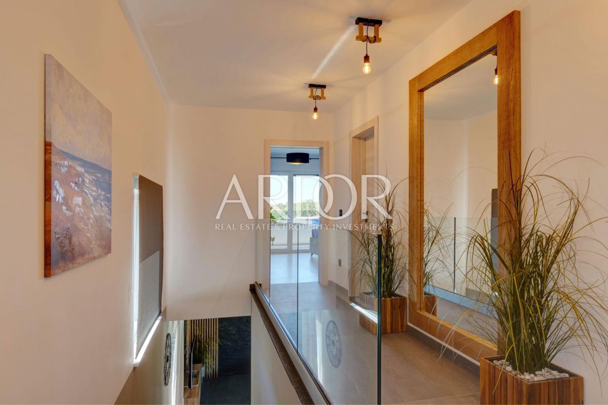 Hiša Marčana, 200m2