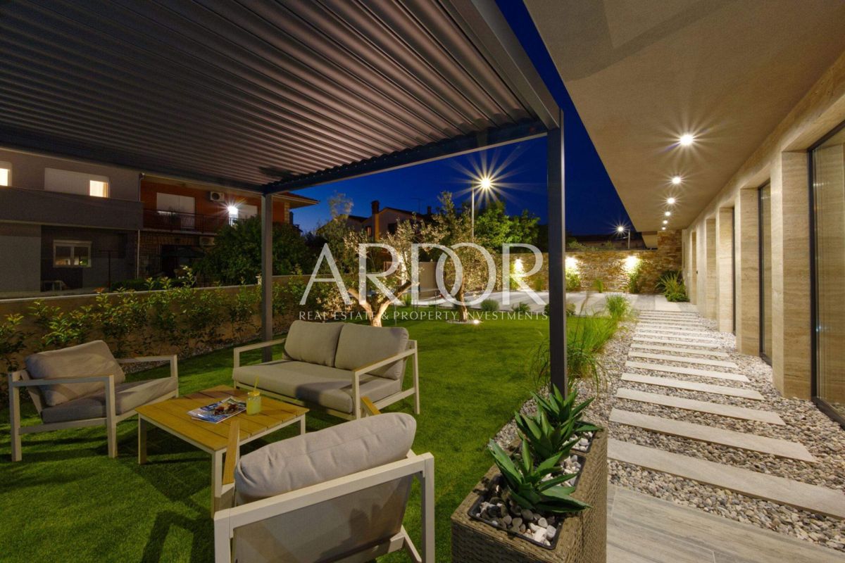 Hiša Marčana, 200m2