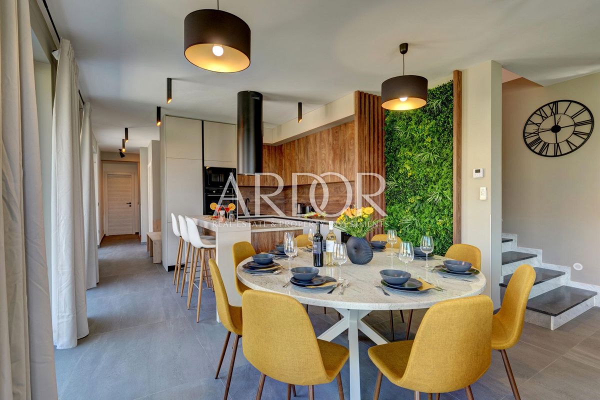 Hiša Marčana, 200m2