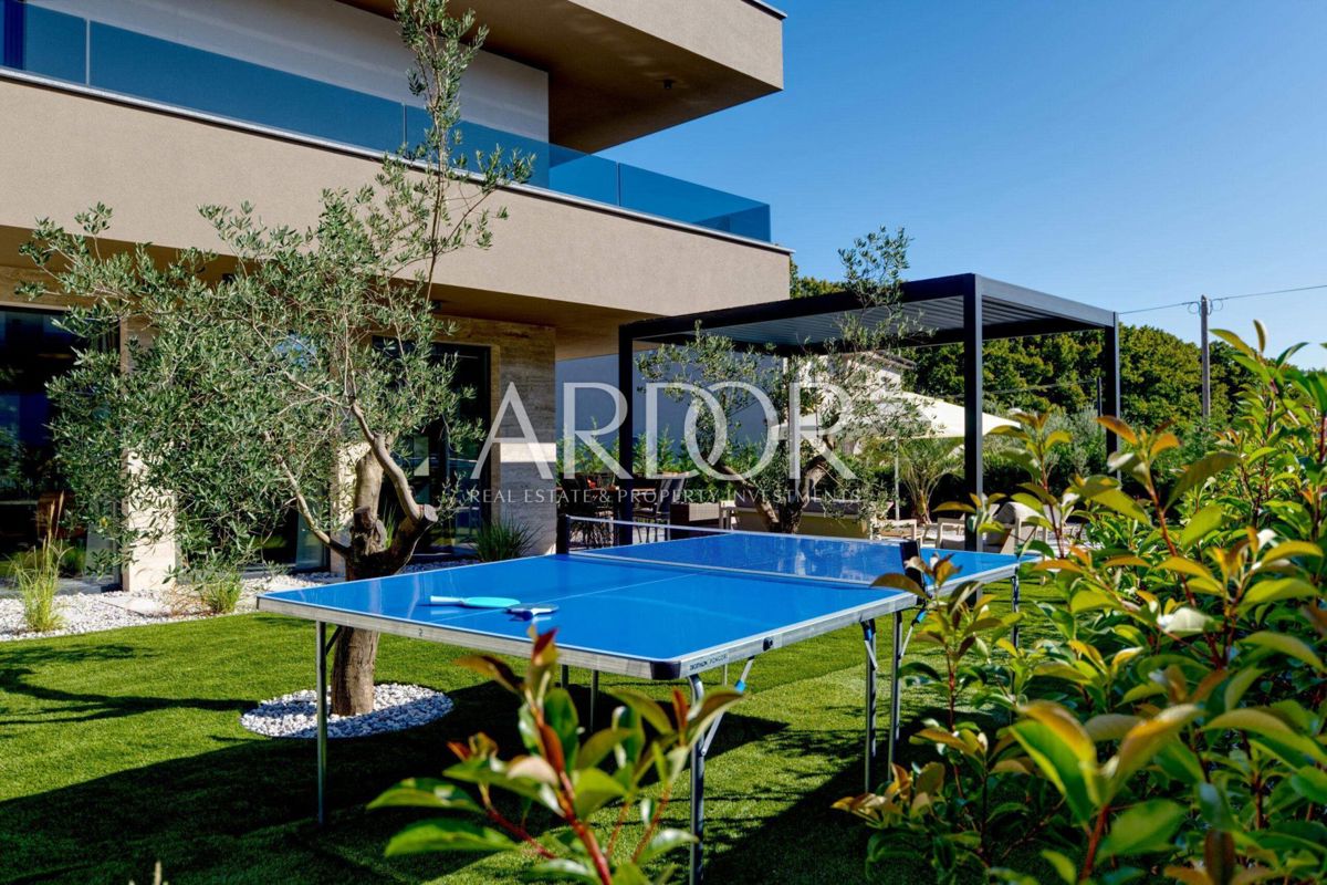 Hiša Marčana, 200m2