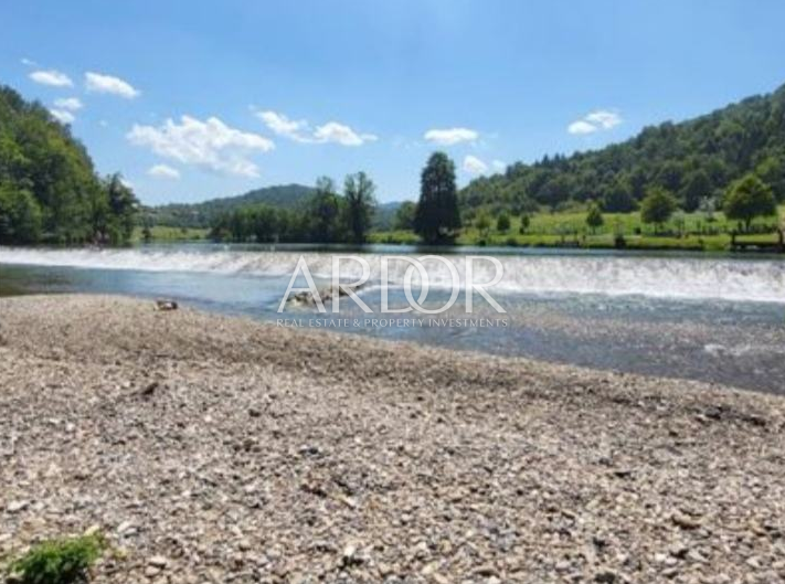 Zemljišče Severin na Kupi, Vrbovsko, 2.365m2