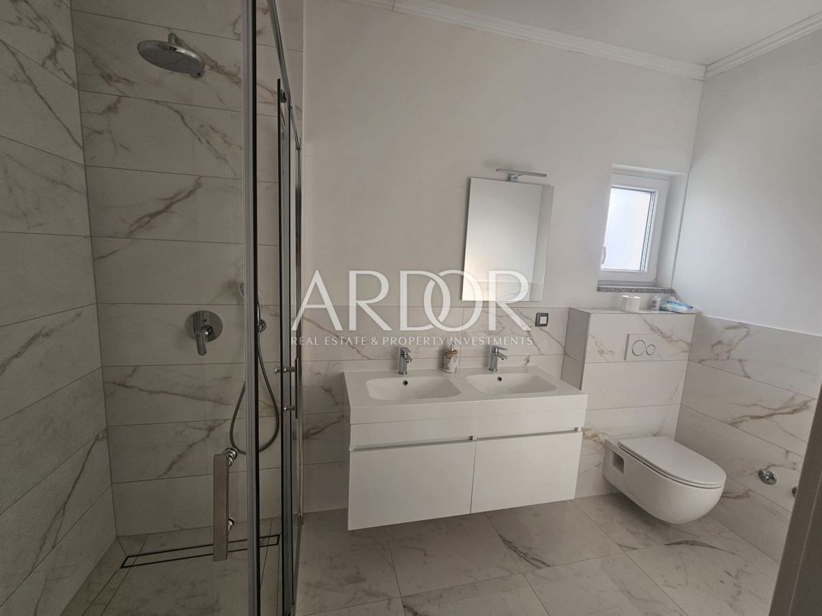 Hiša Rovinjsko Selo, Rovinj, 218m2