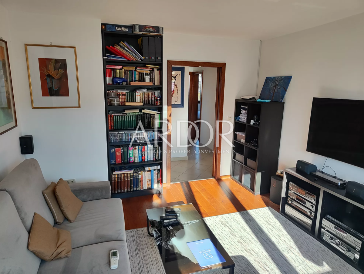 Apartmaj Srdoči, Rijeka, 71m2