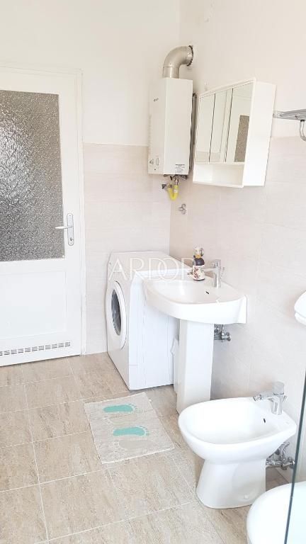 Apartmaj Banderovo, Rijeka, 59m2