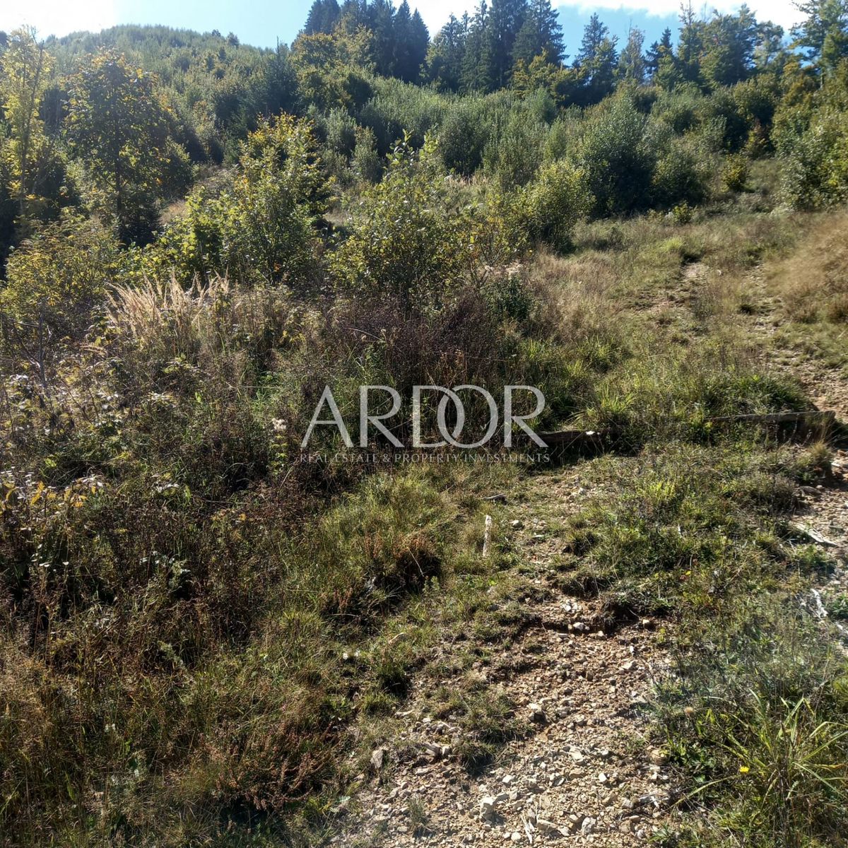 Zemljišče Sunger, Mrkopalj, 670m2