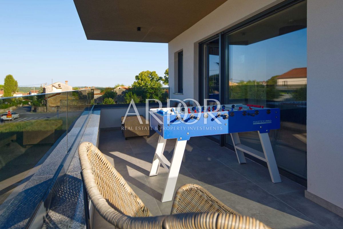 Hiša Marčana, 200m2