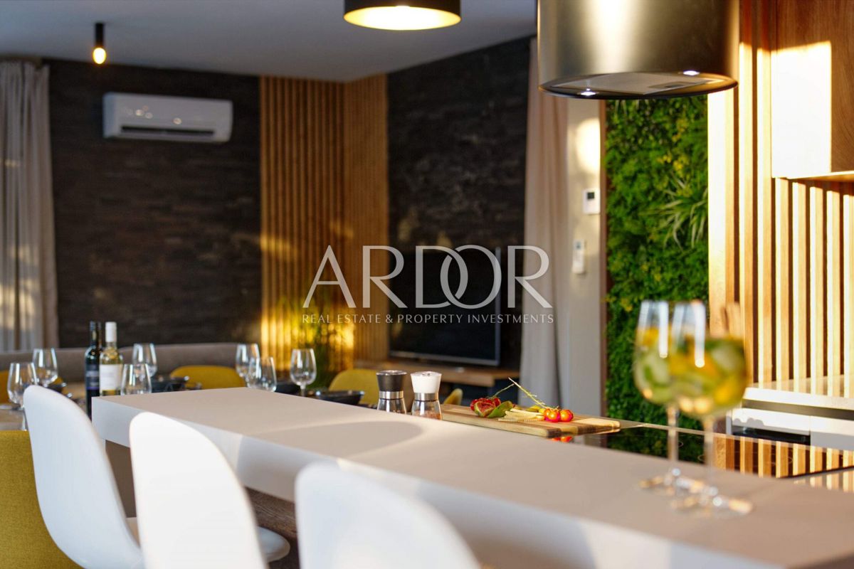 Hiša Marčana, 200m2