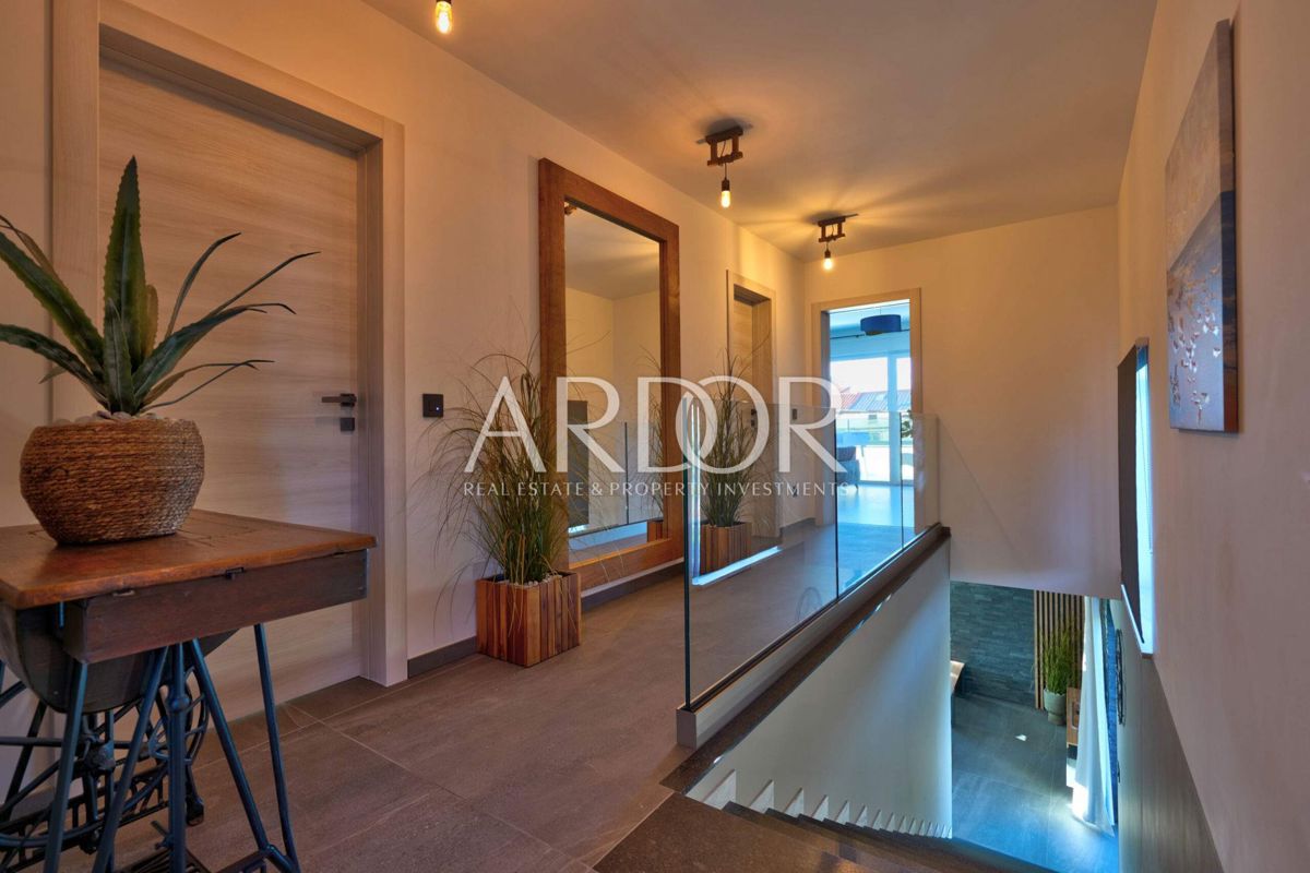 Hiša Marčana, 200m2