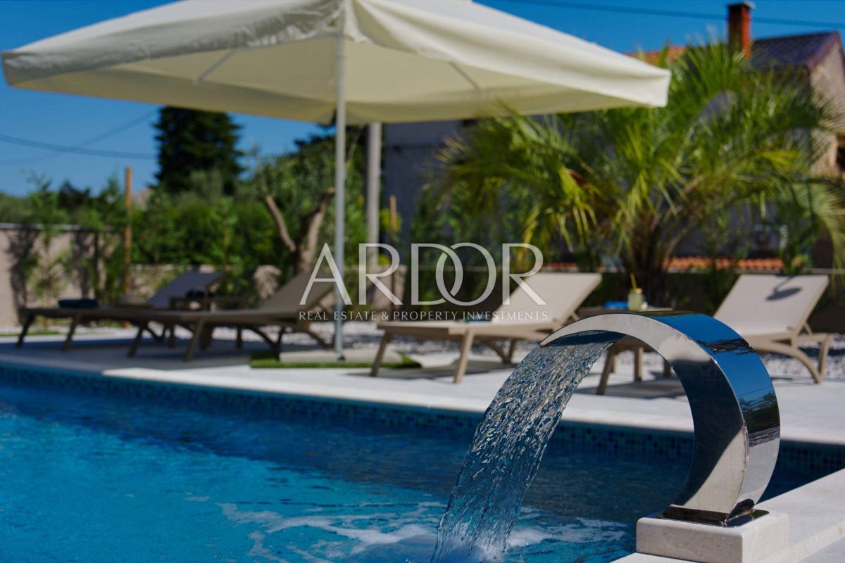 Hiša Marčana, 200m2