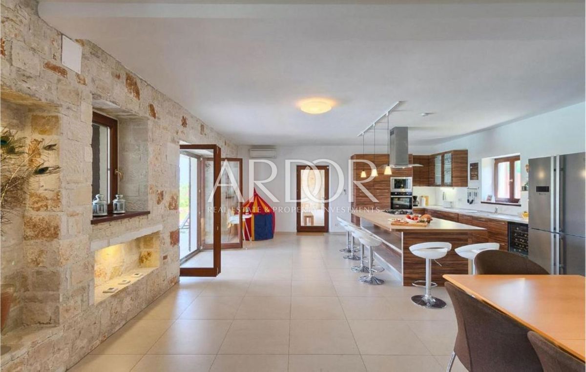 Vila Poreč, 250m2