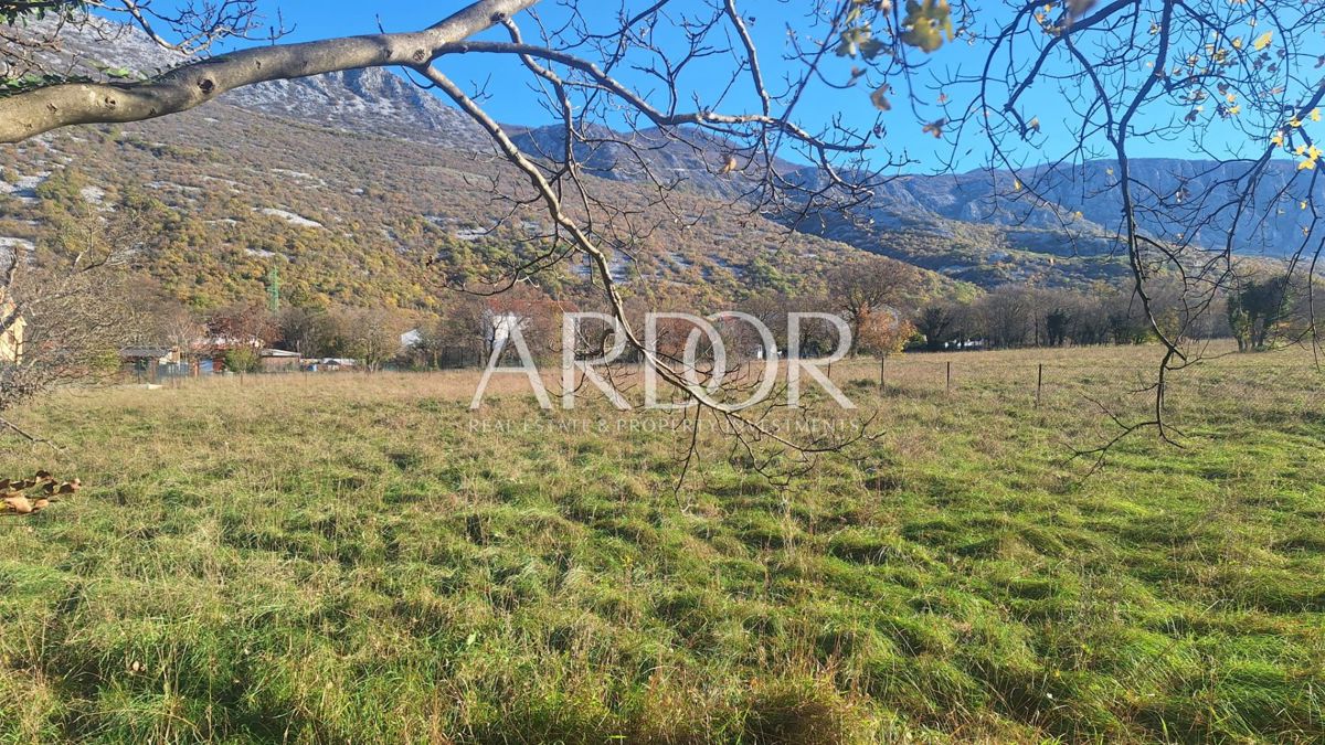 Zemljišče Tribalj, Vinodolska Općina, 1.946m2