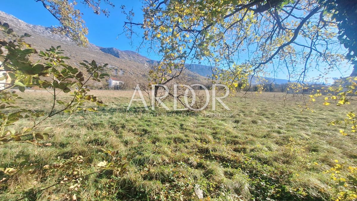 Zemljišče Tribalj, Vinodolska Općina, 1.946m2