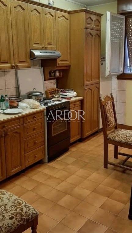 Apartmaj Zamet, Rijeka, 51,92m2