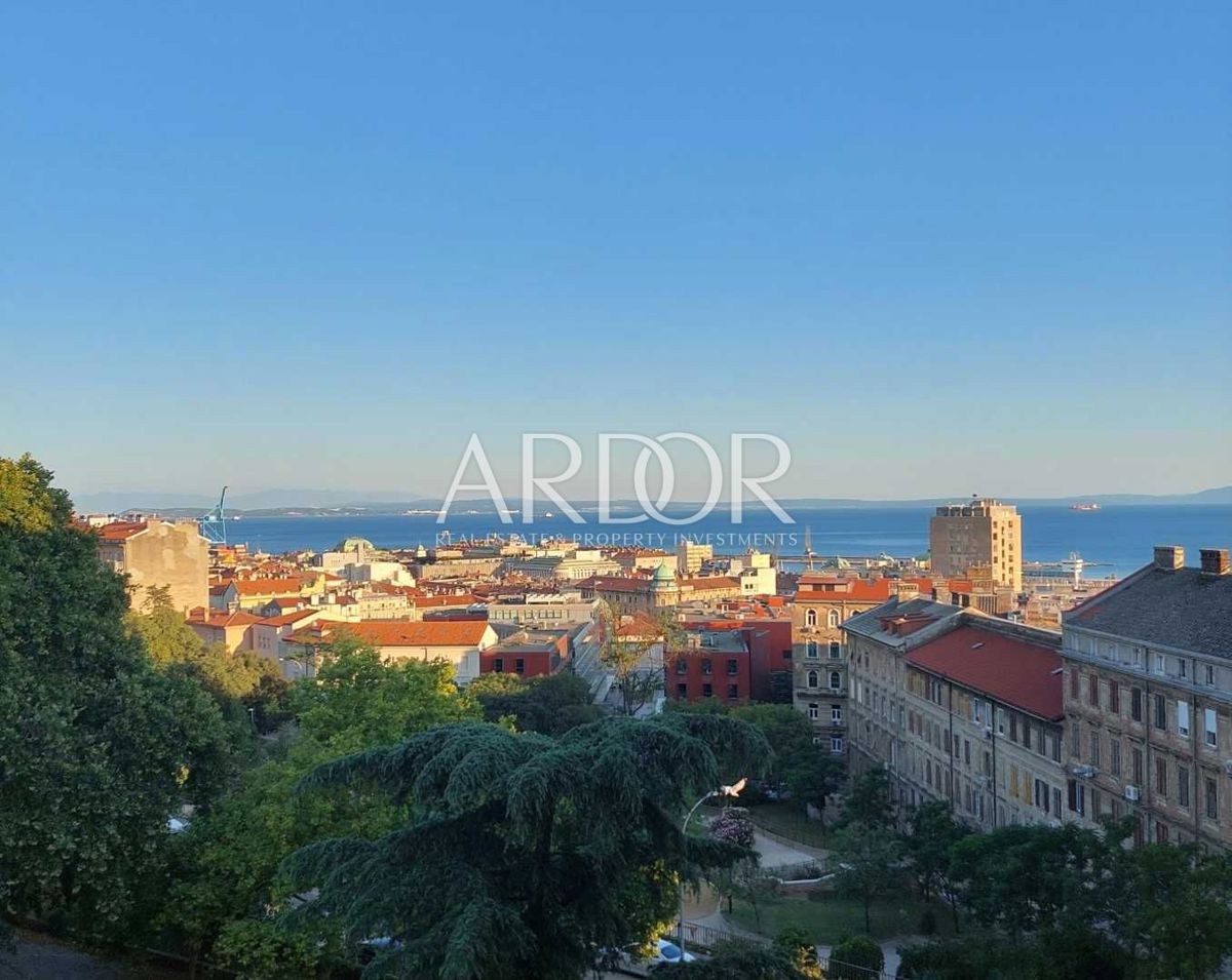 Apartmaj Belveder, Rijeka, 66m2