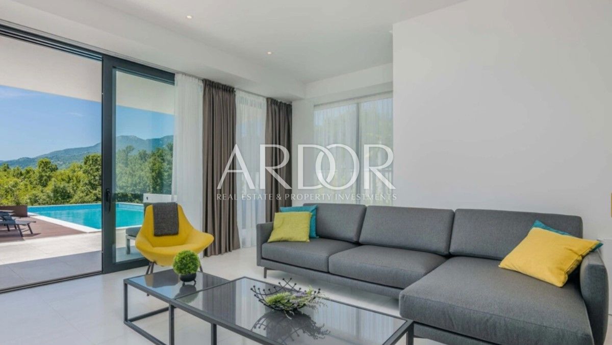 Vila Veprinac, Opatija - Okolica, 298m2
