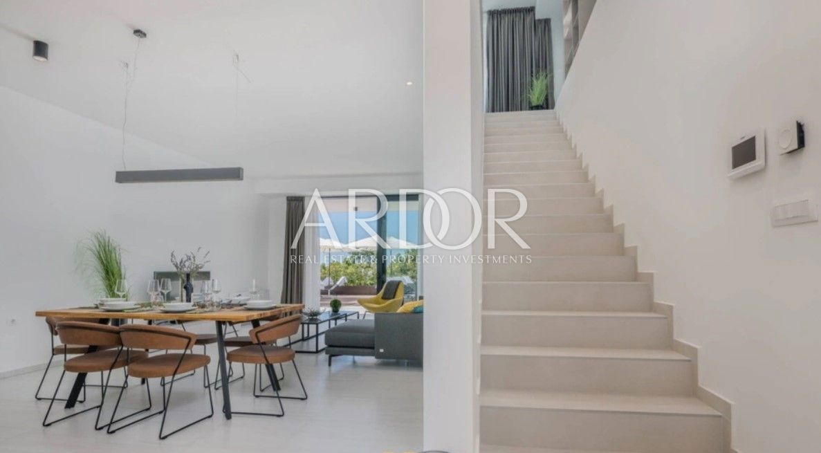 Vila Veprinac, Opatija - Okolica, 298m2