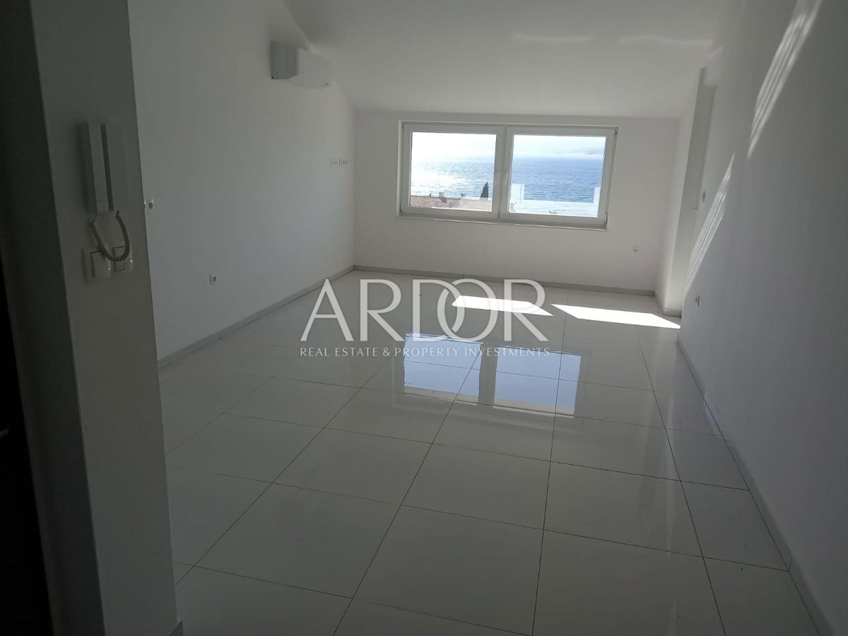 Apartmaj Crikvenica, 50m2