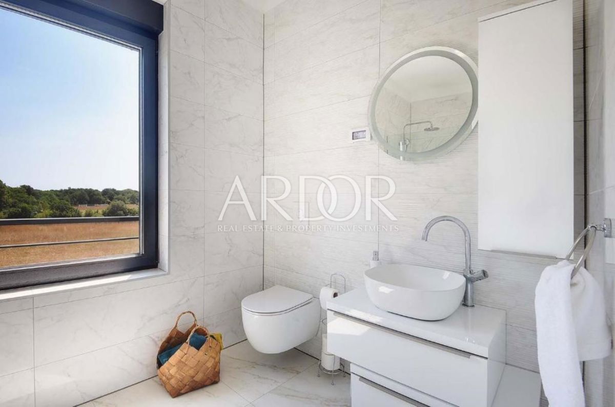 Hiša Centar, Pula, 180m2