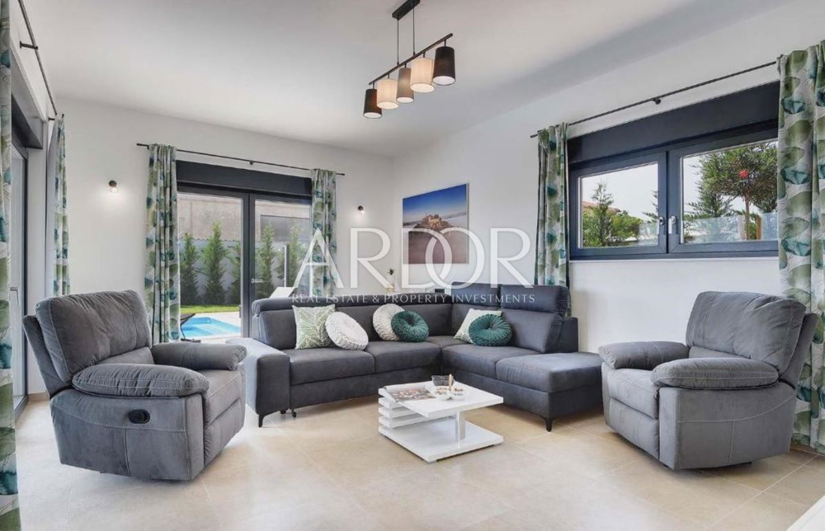 Hiša Centar, Pula, 180m2