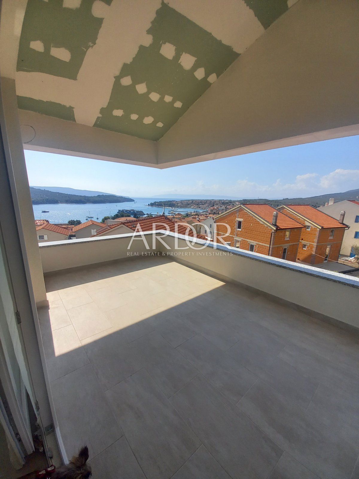 Apartma Cres, 180m2