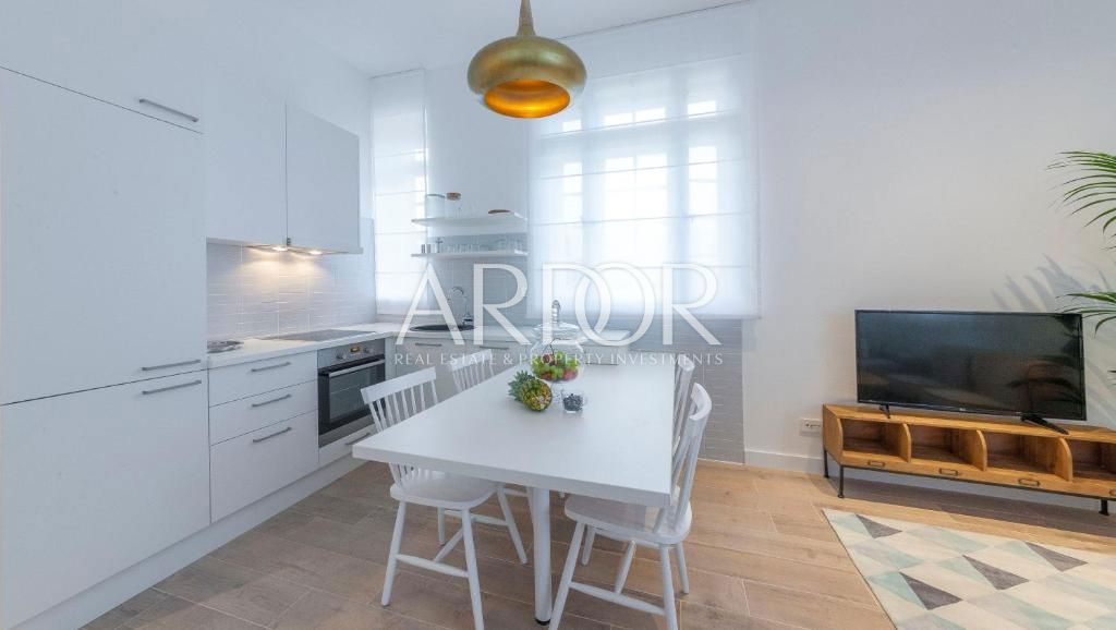 Apartmaj Opatija - Centar, Opatija, 200m2