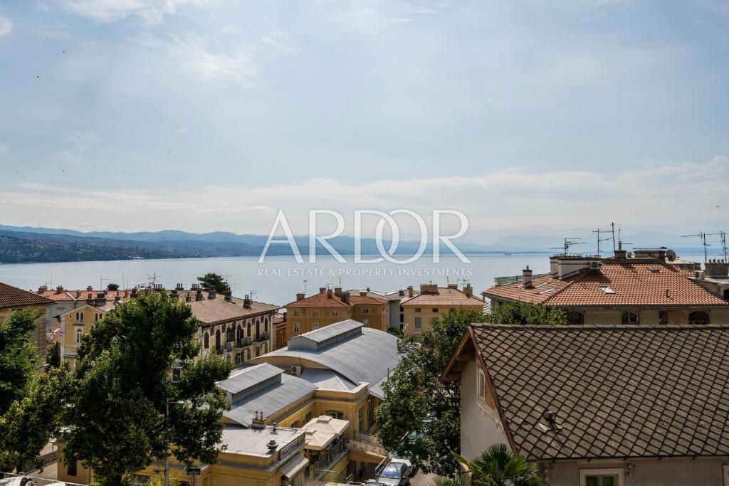 Apartmaj Opatija - Centar, Opatija, 200m2