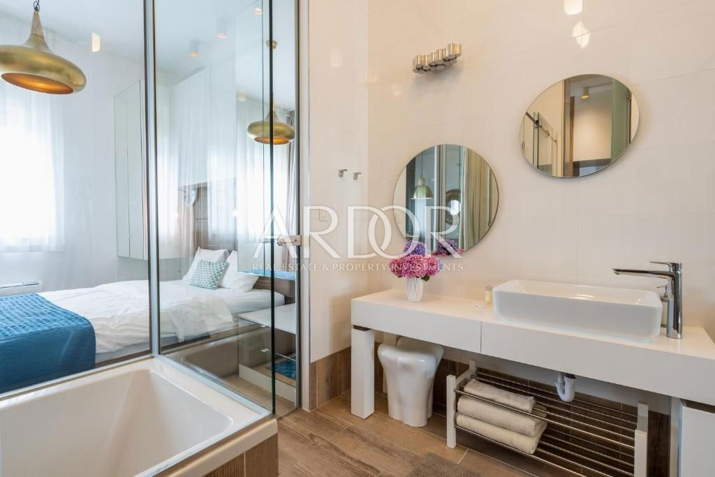 Apartmaj Opatija - Centar, Opatija, 200m2
