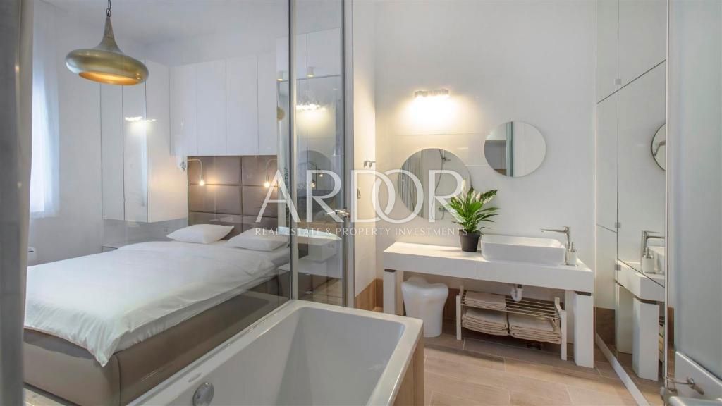 Apartmaj Opatija - Centar, Opatija, 200m2