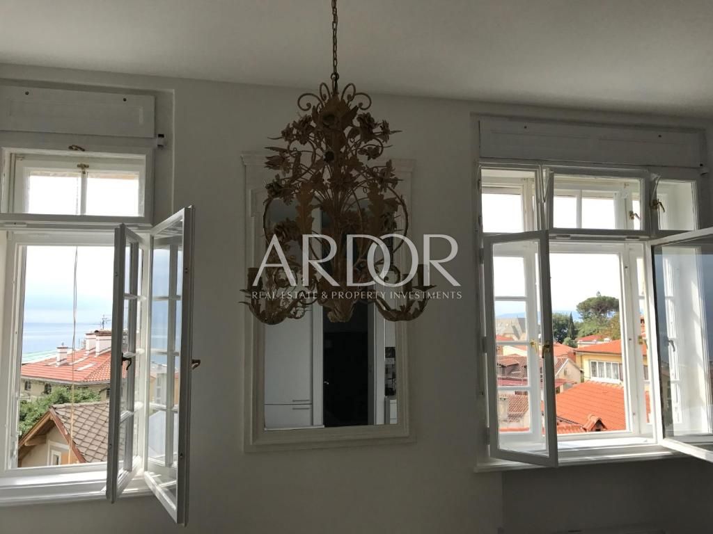 Apartmaj Opatija - Centar, Opatija, 200m2