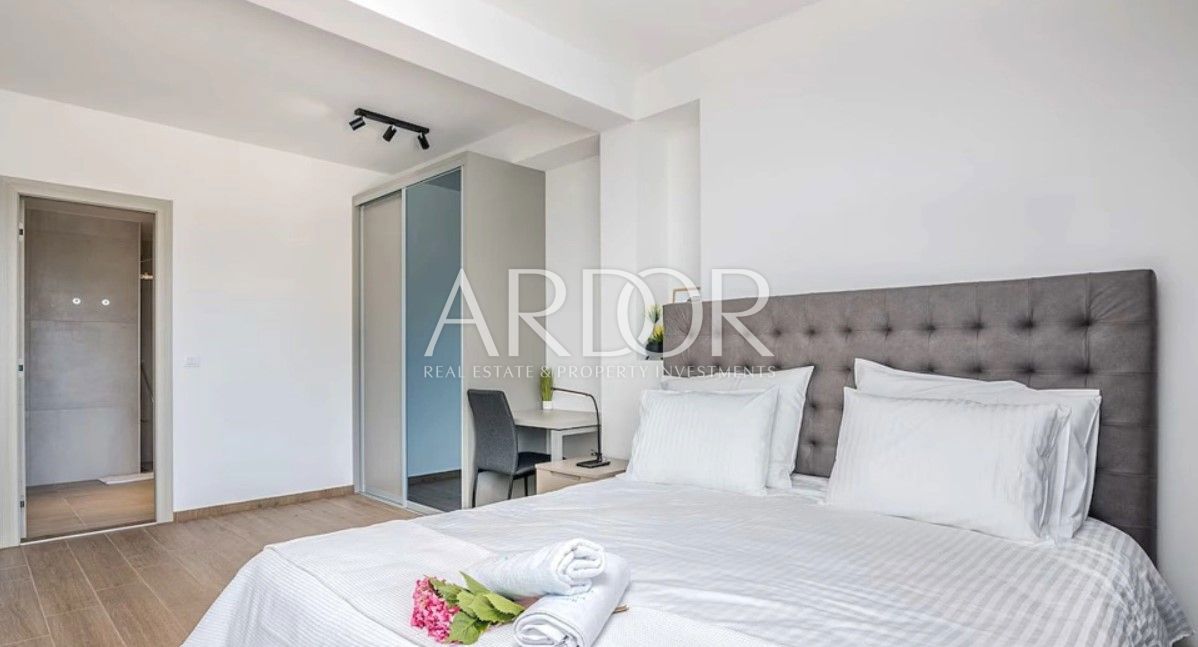 Vila Veprinac, Opatija - Okolica, 284m2