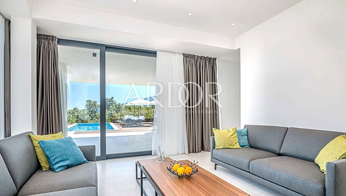 Vila Veprinac, Opatija - Okolica, 284m2
