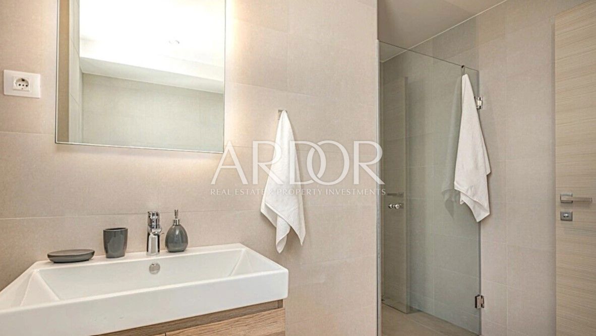 Vila Veprinac, Opatija - Okolica, 284m2