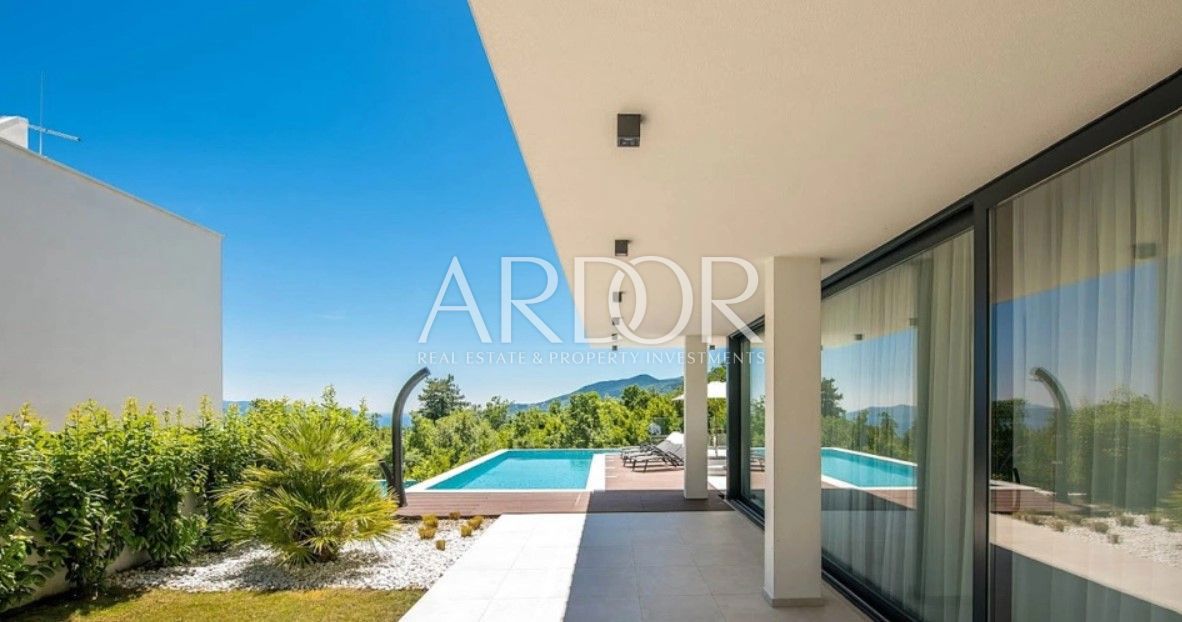 Vila Veprinac, Opatija - Okolica, 284m2