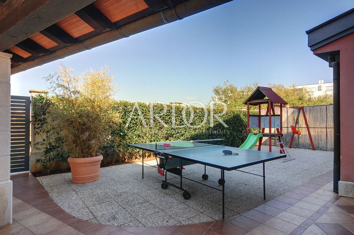 Vila Centar, Pula, 350m2