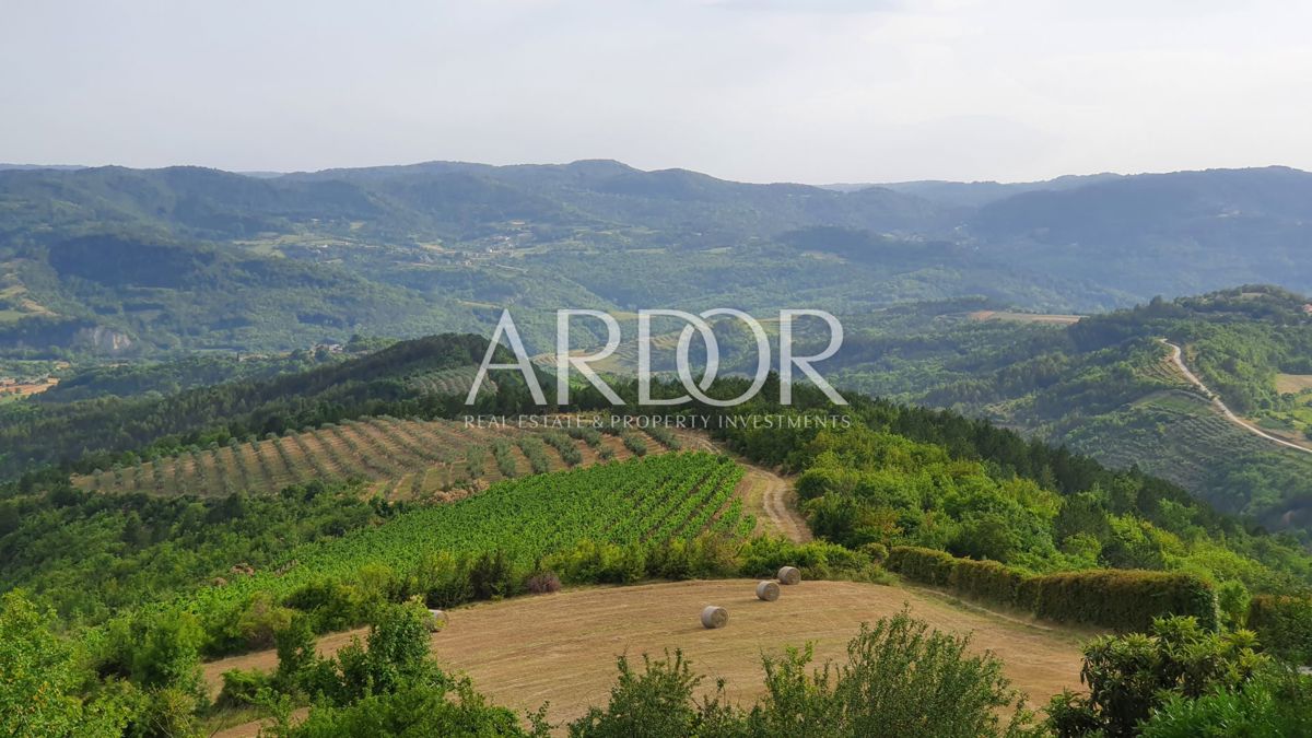 Zemljišče Grimalda, Cerovlje, 1.400m2