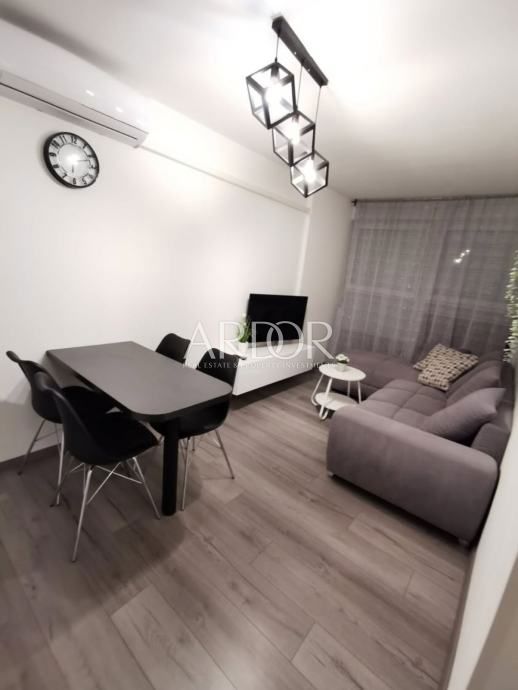 Apartmaj Srdoči, Rijeka, 39m2