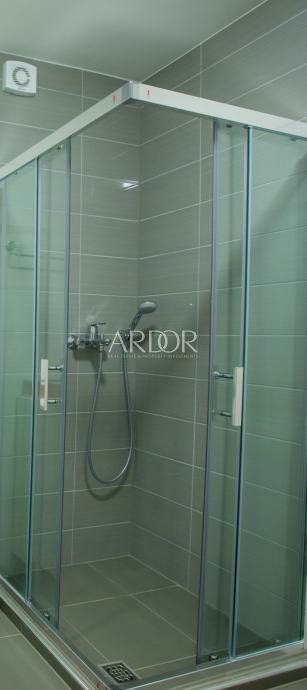 Apartmaj Banjol, Rab, 52m2