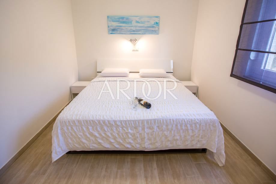 Apartmaj Banjol, Rab, 52m2