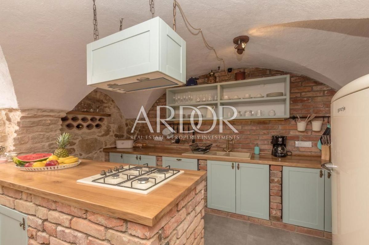 Hiša Tribalj, Vinodolska Općina, 215m2