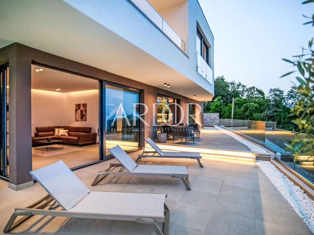 Vila Medveja, Lovran, 209m2