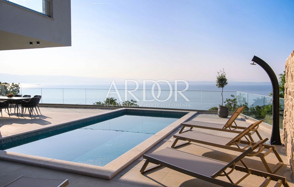 Vila Medveja, Lovran, 209m2