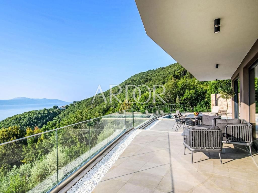 Vila Medveja, Lovran, 209m2