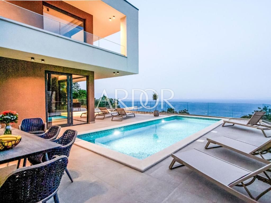 Vila Medveja, Lovran, 209m2